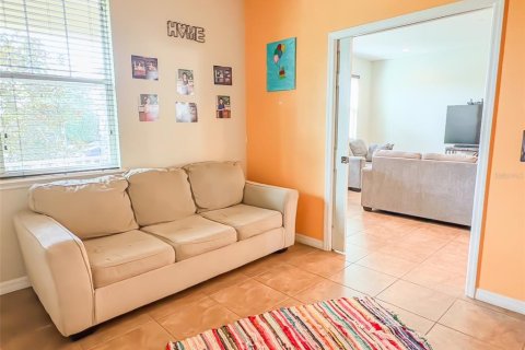 House in Orlando, Florida 4 bedrooms, 217.86 sq.m. № 2128907 - photo 7