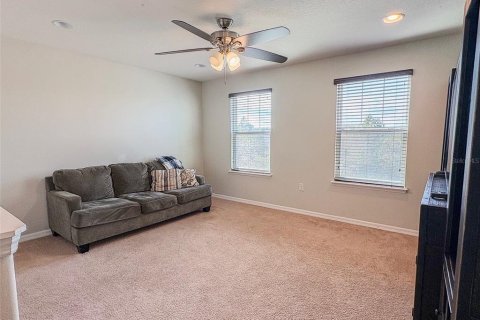 House in Orlando, Florida 4 bedrooms, 217.86 sq.m. № 2128907 - photo 24