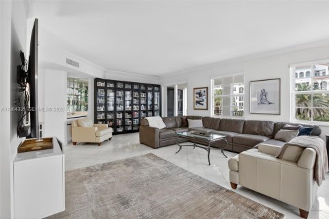 Купить кондоминиум в Авентура, Флорида 3 спальни, 241.08м2, № 2080352 - фото 10