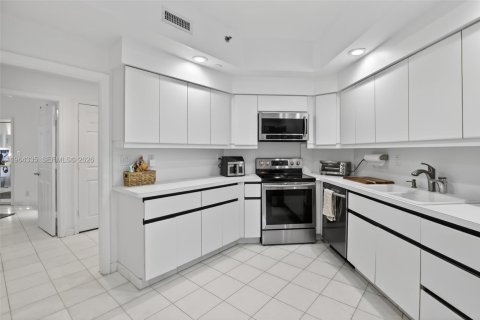 Купить кондоминиум в Авентура, Флорида 3 спальни, 241.08м2, № 2080352 - фото 14