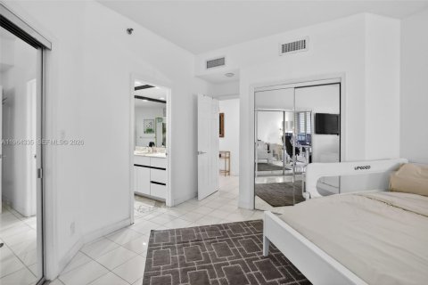 Купить кондоминиум в Авентура, Флорида 3 спальни, 241.08м2, № 2080352 - фото 27