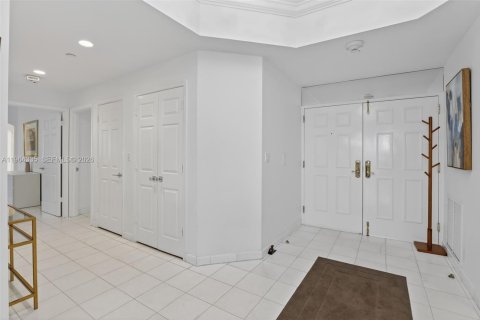 Купить кондоминиум в Авентура, Флорида 3 спальни, 241.08м2, № 2080352 - фото 4