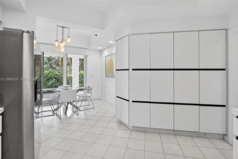 Купить кондоминиум в Авентура, Флорида 3 спальни, 241.08м2, № 2080352 - фото 15