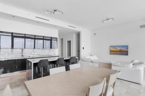 Copropriété à vendre à Miami, Floride: 3 chambres, 196.67 m2 № 1738536 - photo 7
