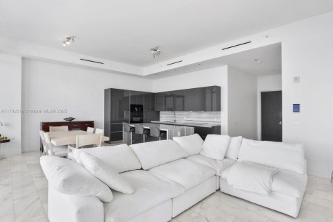 Copropriété à vendre à Miami, Floride: 3 chambres, 196.67 m2 № 1738536 - photo 8