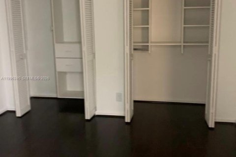 Купить виллу или дом в Уэстон, Флорида 5 спален, 237.27м2, № 2146053 - фото 13