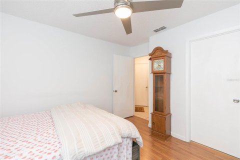 Condo in Tampa, Florida, 2 bedrooms № 2199083 - photo 5