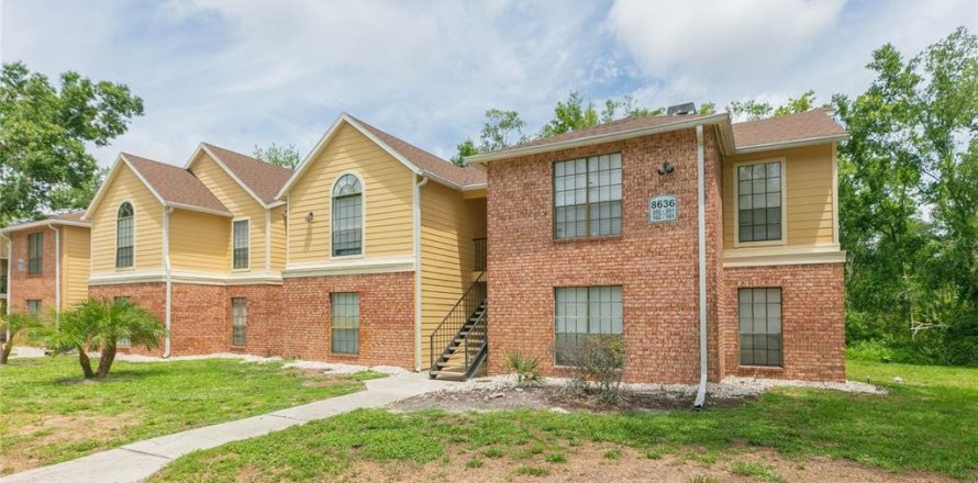 Condo in Tampa, Florida, 2 bedrooms № 2199083