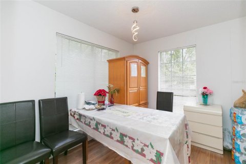 Condo in Tampa, Florida, 2 bedrooms № 2199083 - photo 22