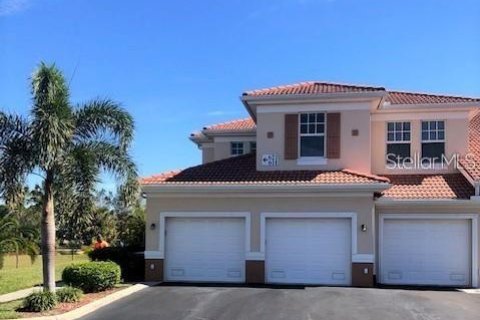 Condominio en alquiler en Punta Gorda, Florida, 2 dormitorios, 121.33 m2 № 1052640 - foto 1