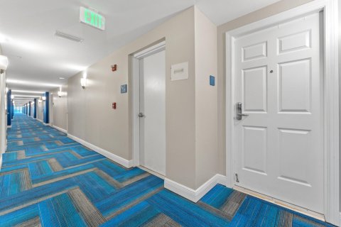 Condo in Destin, Florida, 2 bedrooms  № 589787 - photo 1