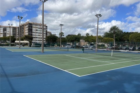 Condominio en venta en Pembroke Pines, Florida, 2 dormitorios, 102.19 m2 № 1806261 - foto 15