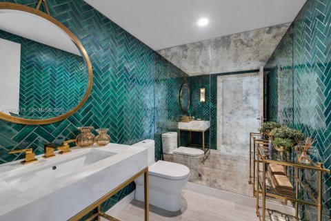 Copropriété à louer à Miami Beach, Floride: 2 chambres, 267.37 m2 № 1999872 - photo 29