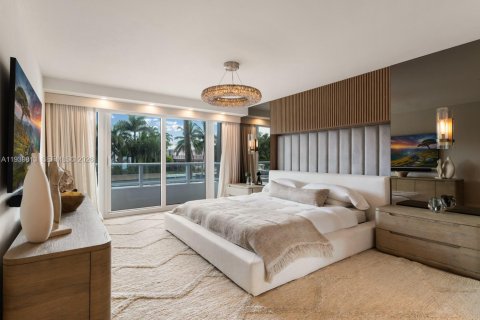 Copropriété à louer à Miami Beach, Floride: 2 chambres, 267.37 m2 № 1999872 - photo 17