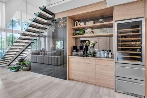 Copropriété à louer à Miami Beach, Floride: 2 chambres, 267.37 m2 № 1999872 - photo 8