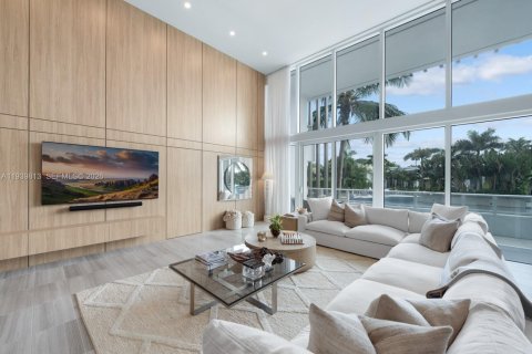 Copropriété à louer à Miami Beach, Floride: 2 chambres, 267.37 m2 № 1999872 - photo 14