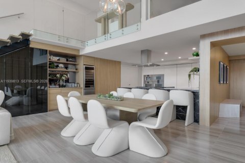 Copropriété à louer à Miami Beach, Floride: 2 chambres, 267.37 m2 № 1999872 - photo 7