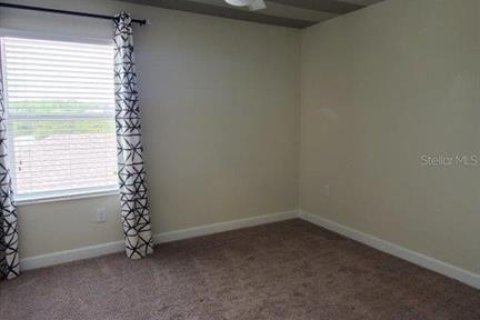 Townhouse in Winter Garden, Florida 3 bedrooms, 163.04 sq.m. № 1823268 - photo 16