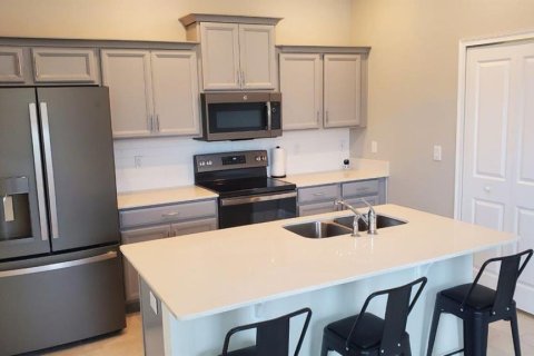 Townhouse in Winter Garden, Florida 3 bedrooms, 163.04 sq.m. № 1823268 - photo 9