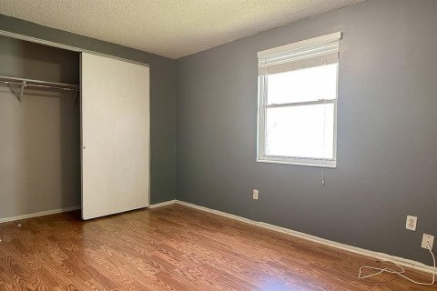 Casa en alquiler en Tampa, Florida, 3 dormitorios, 111.58 m2 № 1851082 - foto 9