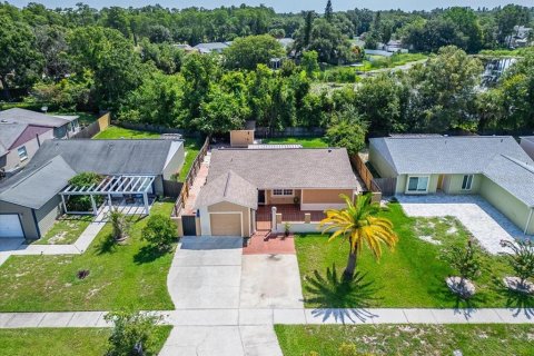 Casa en venta en Tampa, Florida, 3 dormitorios, 108.42 m2 № 1853994 - foto 2