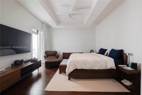 Touwnhouse à louer à Coral Gables, Floride: 3 chambres, 306.95 m2 № 2401650 - photo 17