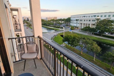 Condominio en venta en Doral, Florida, 3 dormitorios, 104.42 m2 № 2152567 - foto 14