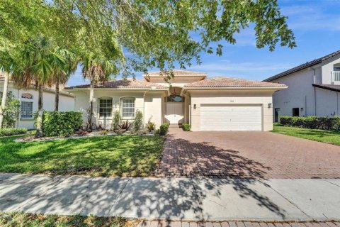 Villa ou maison à vendre à Miramar, Floride: 4 chambres, 232.81 m2 № 2021988 - photo 3