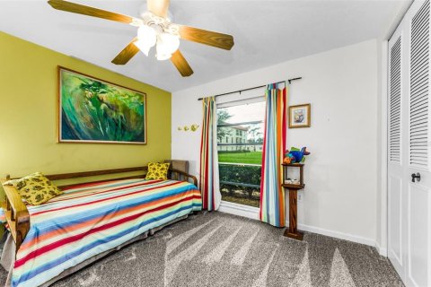 Condo in Dunedin, Florida, 2 bedrooms  № 1819043 - photo 20