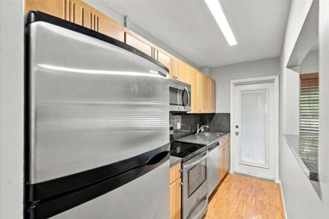 Copropriété à louer à Fort Lauderdale, Floride: 1 chambre, 60.48 m2 № 2362220 - photo 8