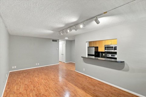 Copropriété à louer à Fort Lauderdale, Floride: 1 chambre, 60.48 m2 № 2362220 - photo 3
