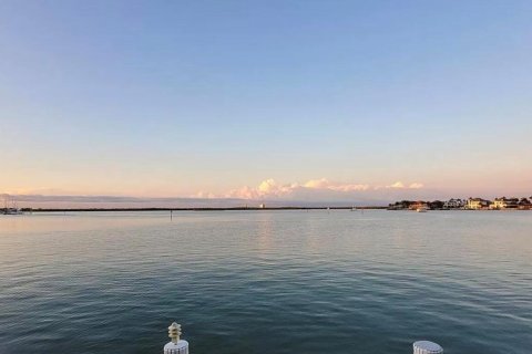 Casa en venta en Marco Island, Florida, 3 dormitorios, 336.68 m2 № 1187614 - foto 1