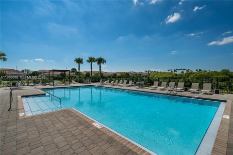 Touwnhouse à vendre à Florida City, Floride: 3 chambres, 118.17 m2 № 2263384 - photo 23