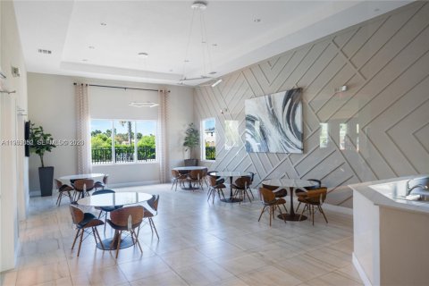 Touwnhouse à vendre à Florida City, Floride: 3 chambres, 118.17 m2 № 2263384 - photo 12