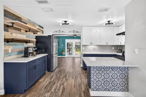 Villa ou maison à vendre à Tampa, Floride: 3 chambres, 126.63 m2 № 2337279 - photo 8