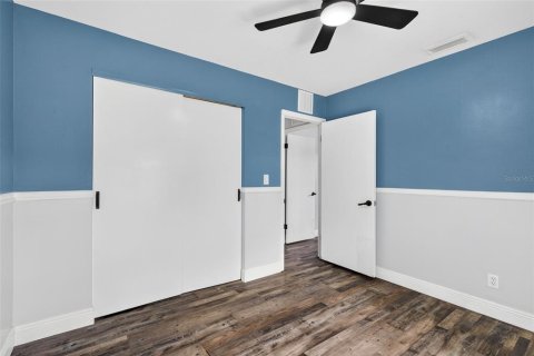 Villa ou maison à vendre à Tampa, Floride: 3 chambres, 126.63 m2 № 2337279 - photo 25