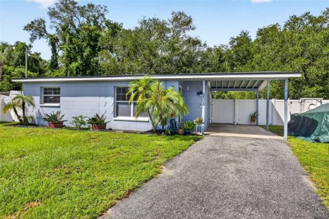 Villa ou maison à vendre à Tampa, Floride: 3 chambres, 126.63 m2 № 2337279 - photo 2
