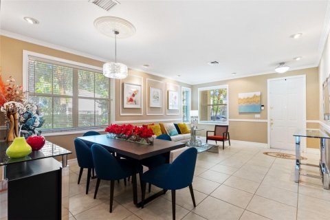 Casa en alquiler en Miramar, Florida, 3 dormitorios, 202.53 m2 № 1925482 - foto 8