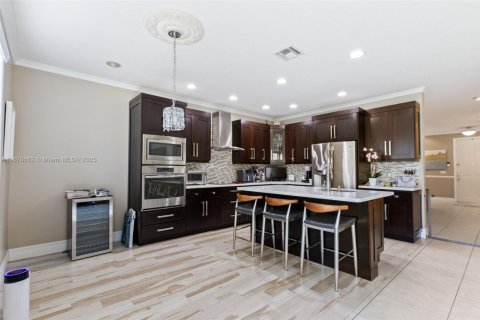 Casa en alquiler en Miramar, Florida, 3 dormitorios, 202.53 m2 № 1925482 - foto 10