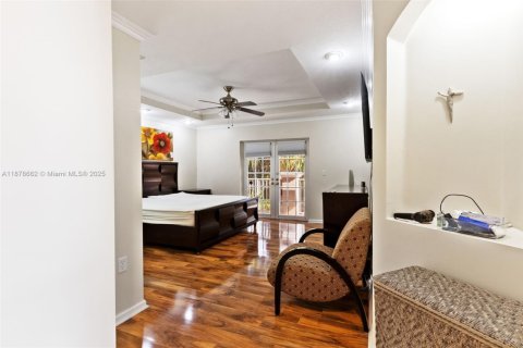 Casa en alquiler en Miramar, Florida, 3 dormitorios, 202.53 m2 № 1925482 - foto 13