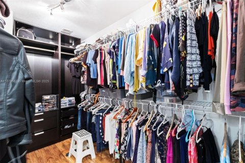 Casa en alquiler en Miramar, Florida, 3 dormitorios, 202.53 m2 № 1925482 - foto 17