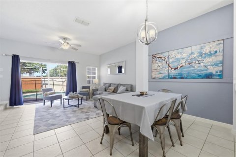 Adosado en venta en Kissimmee, Florida, 3 dormitorios, 120.31 m2 № 2114805 - foto 9