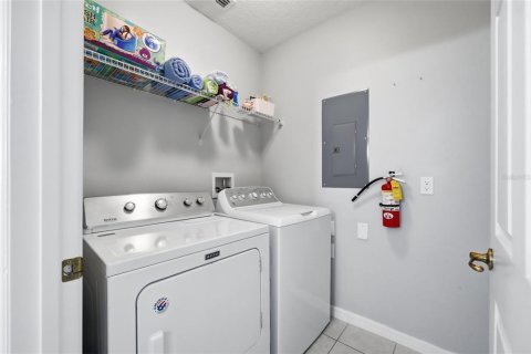 Adosado en venta en Kissimmee, Florida, 3 dormitorios, 120.31 m2 № 2114805 - foto 11