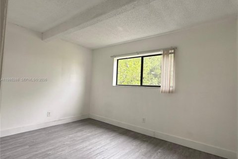 Condominio en alquiler en Pompano Beach, Florida, 2 dormitorios, 84.08 m2 № 2046979 - foto 16