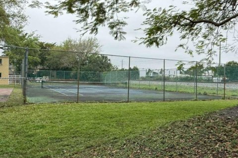 Condominio en alquiler en Pompano Beach, Florida, 2 dormitorios, 84.08 m2 № 2046979 - foto 4