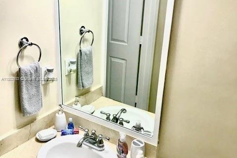 Condo in Doral, Florida, 3 bedrooms  № 1888871 - photo 26