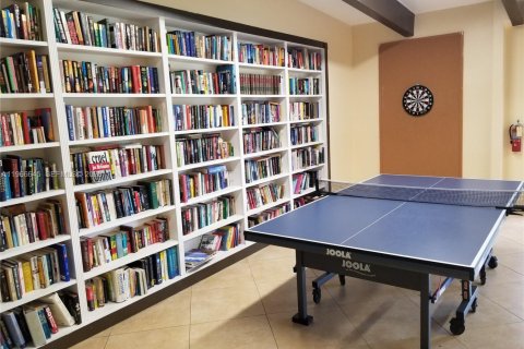 Снять в аренду кондоминиум в Авентура, Флорида 2 спальни, 92.34м2, № 2028816 - фото 15