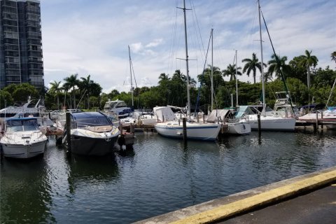 Снять в аренду кондоминиум в Авентура, Флорида 2 спальни, 92.34м2, № 2028816 - фото 7