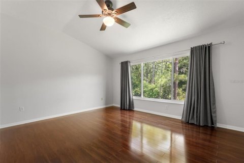 Townhouse in Tampa, Florida 2 bedrooms, 118.17 sq.m. № 2379440 - photo 5