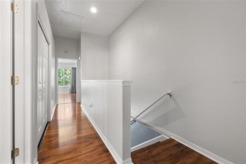Townhouse in Tampa, Florida 2 bedrooms, 118.17 sq.m. № 2379440 - photo 7